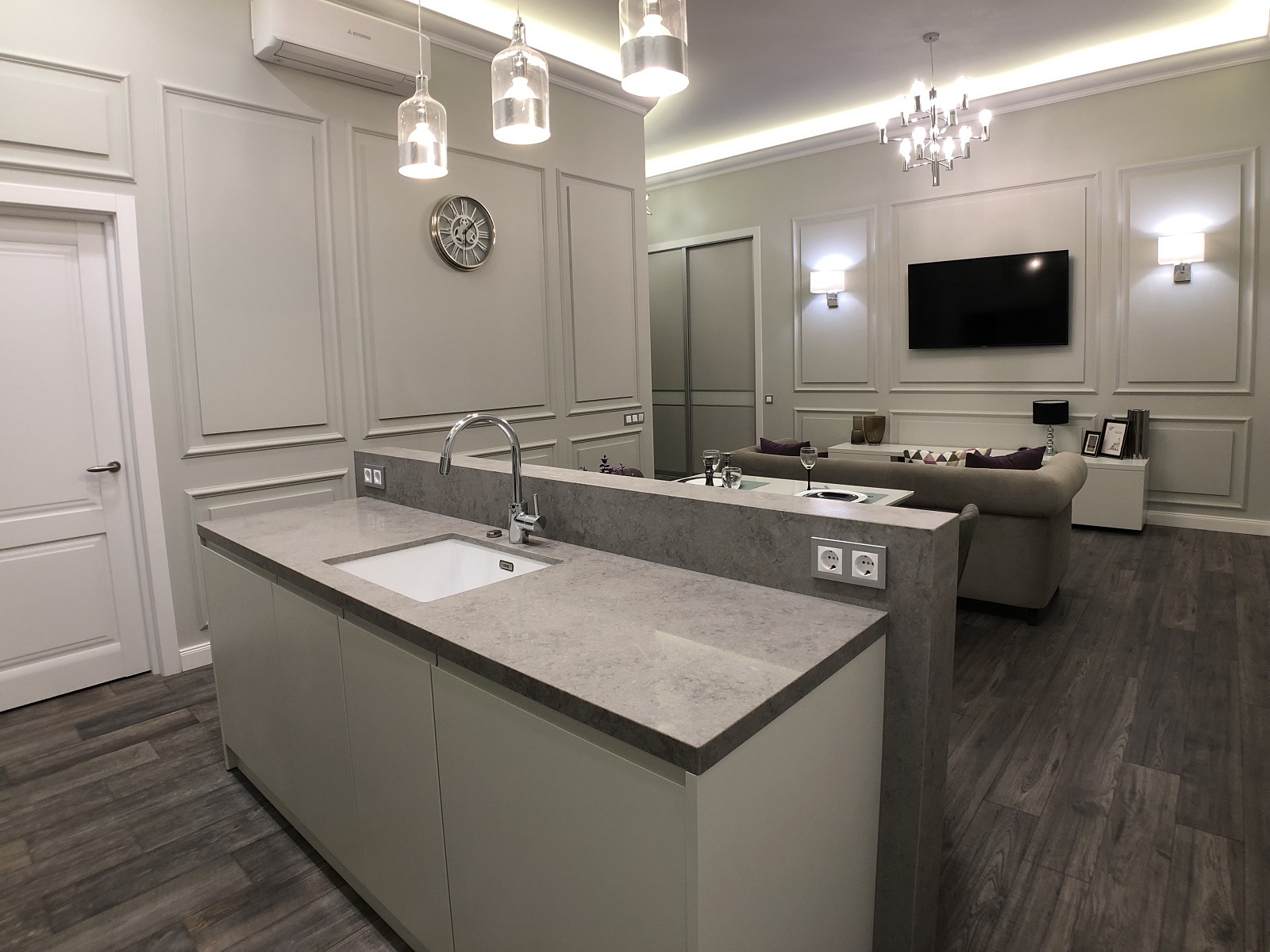 Living Room + Kitchen (17).JPG